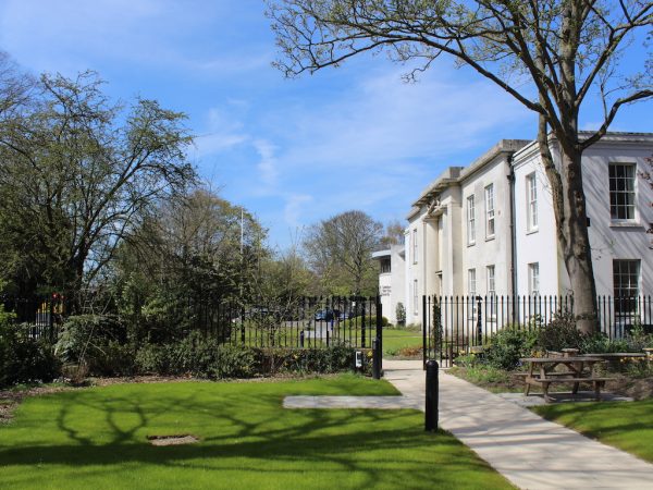 Canterbury Christ Church University - partenaire de CHRISMO Consulting