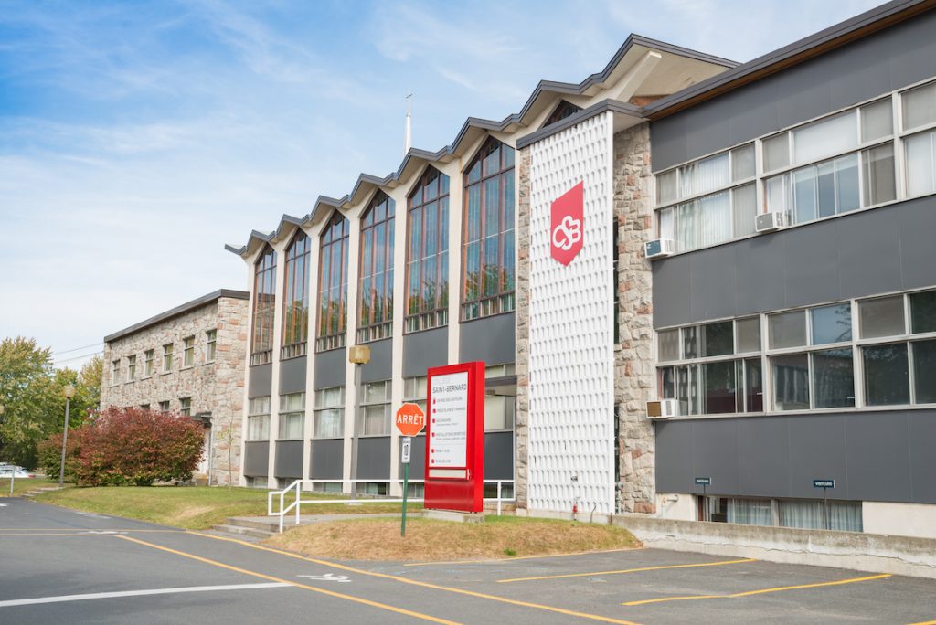 College Saint Bernard Chrismo Consulting